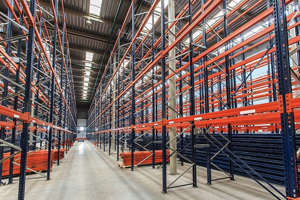 warehouse racking in a large warehouse with complete setup